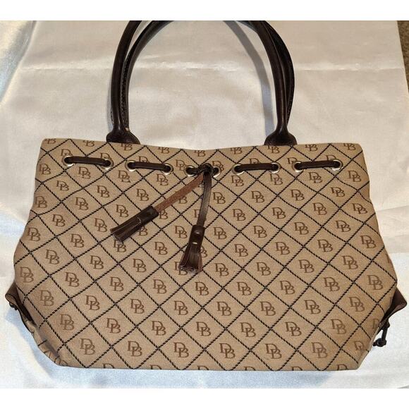 DOONEY & BOURKE Signature Canvas Tassel Tote Leather Trim Satchel Handbag Purse - Picture 2 of 14
